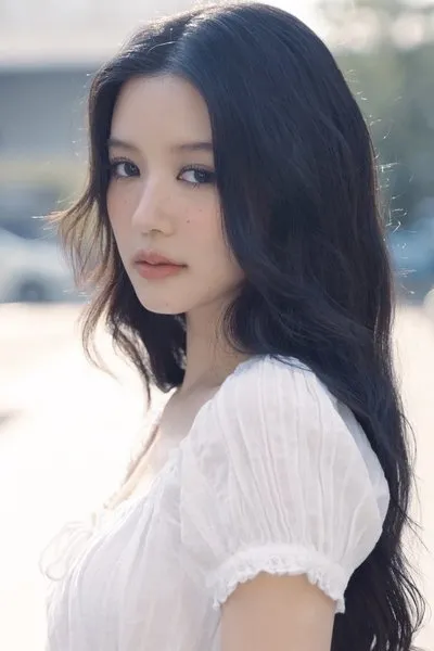 Plearnpichaya Komalarajun