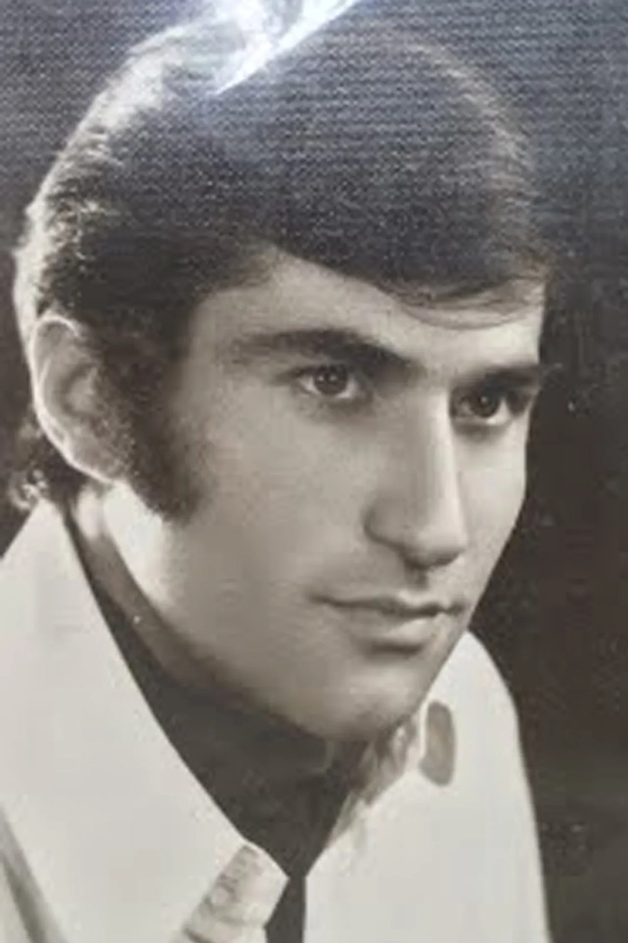 هوشنگ منصور خاکی